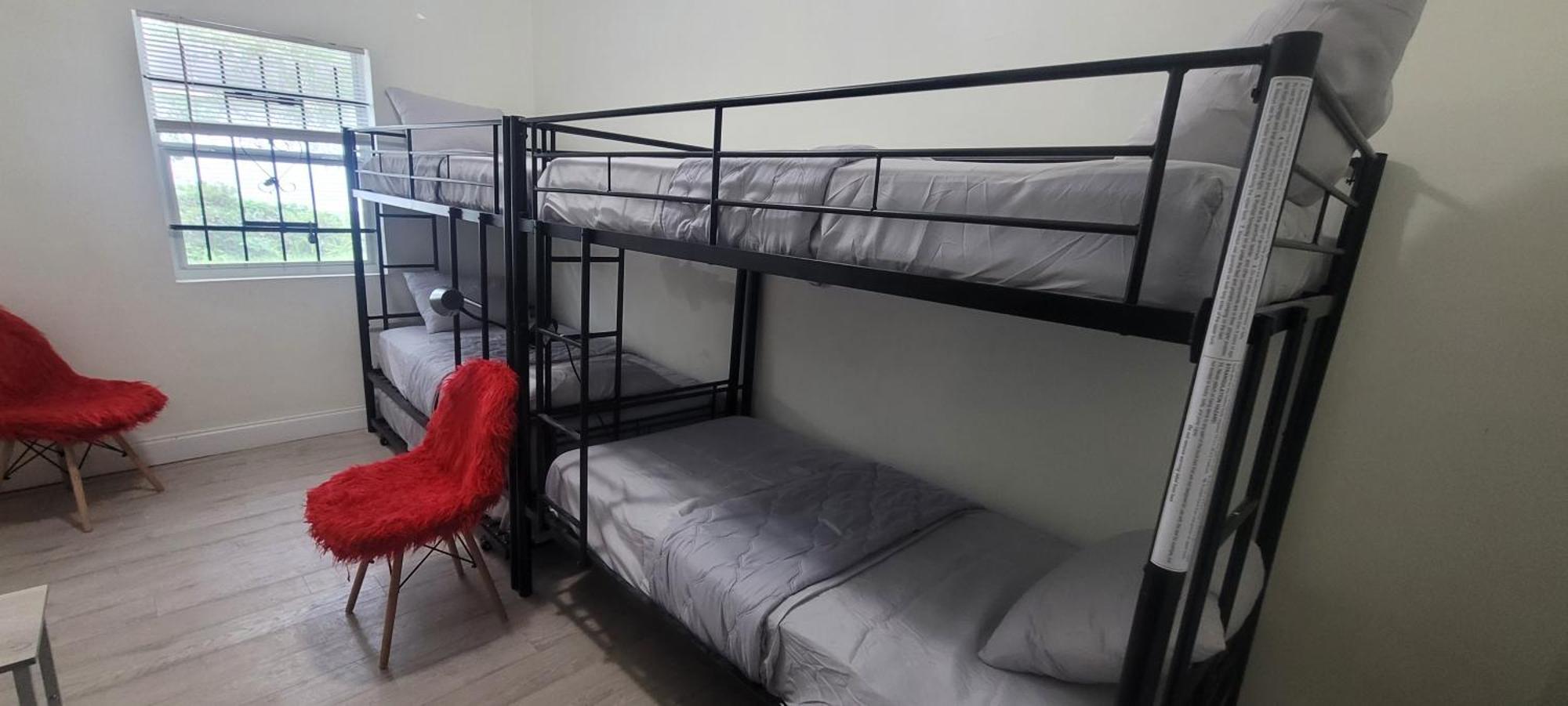 Large, Central, Lovely & Cozy 4Bed/2Bath - House By Everbank Stadium Jacksonville Ngoại thất bức ảnh
