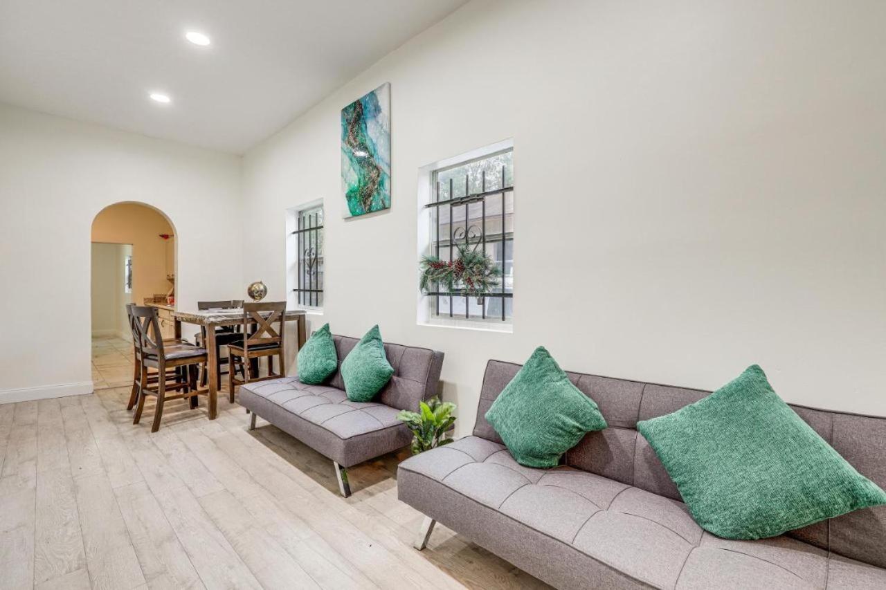 Large, Central, Lovely & Cozy 4Bed/2Bath - House By Everbank Stadium Jacksonville Ngoại thất bức ảnh